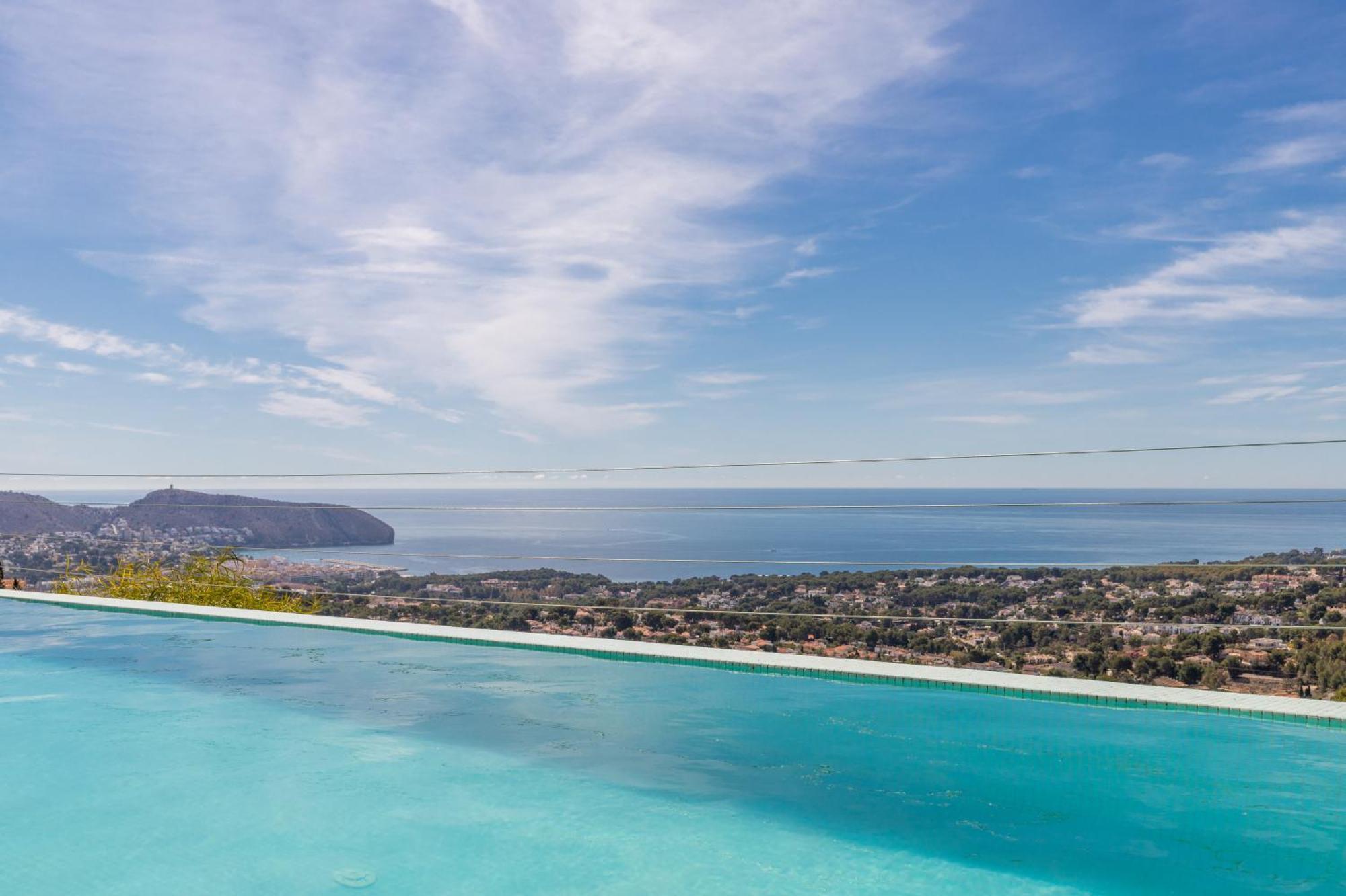 Van Den Broeck Moraira Luaran gambar